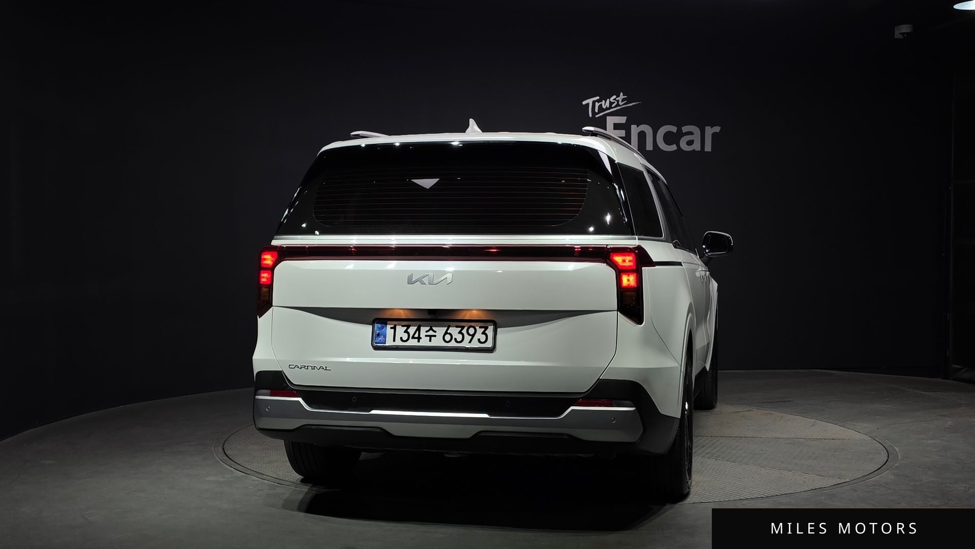 Kia Canival 2025 — миниатюра 4