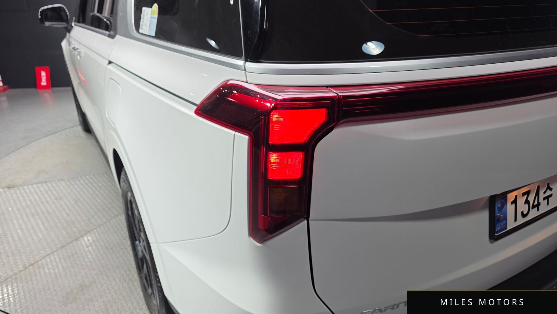 Kia Canival 2025 — миниатюра 9