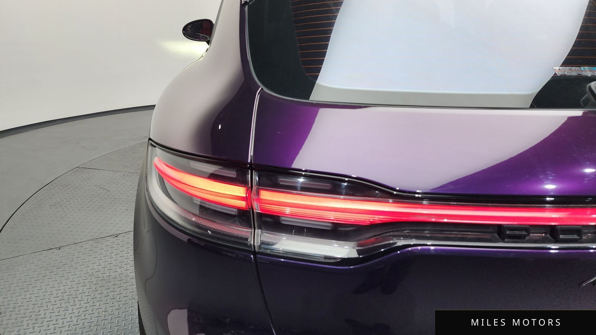 Porsche Macan 2020 — миниатюра 9
