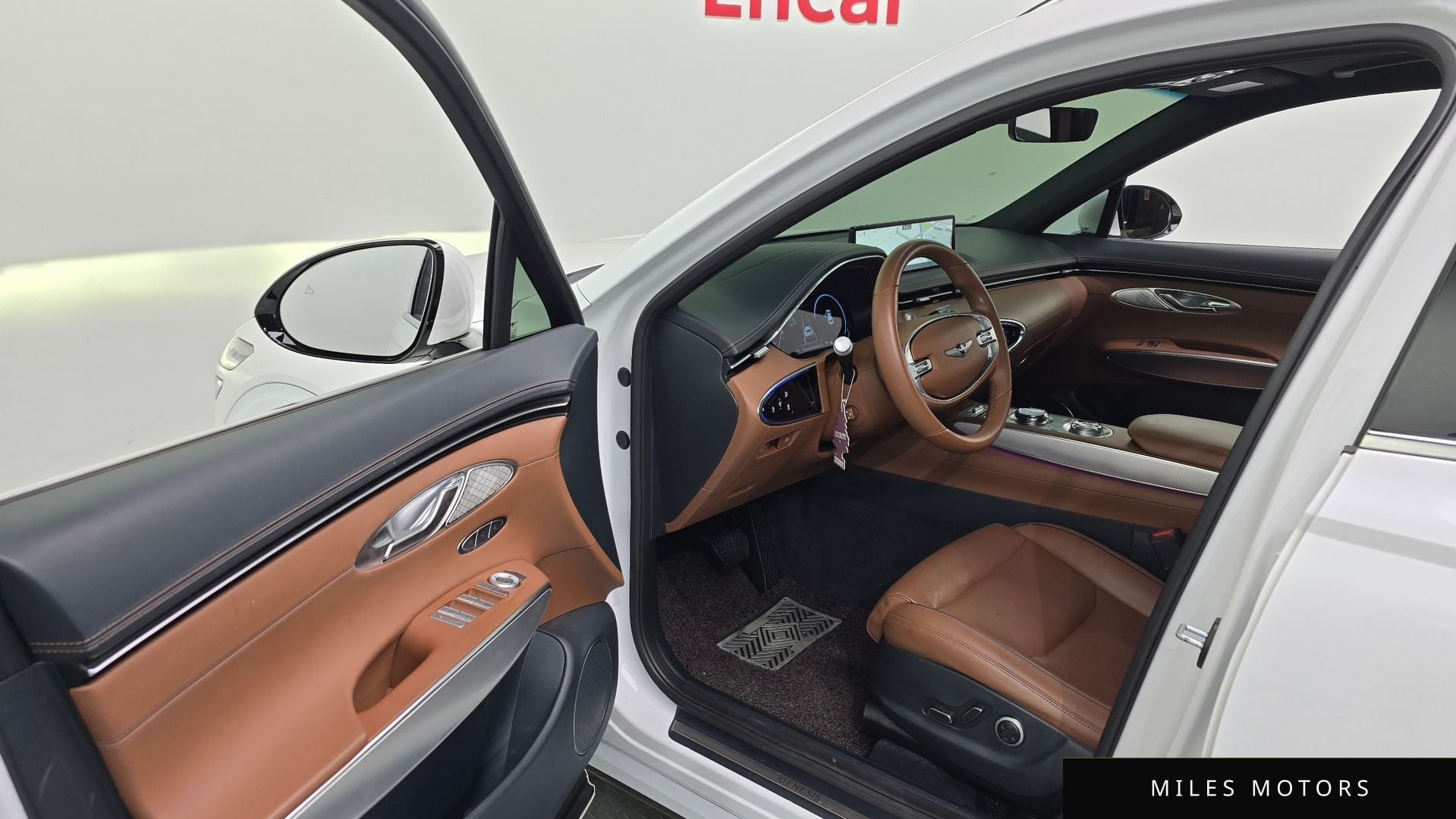 Genesis GV70 2023 — миниатюра 10