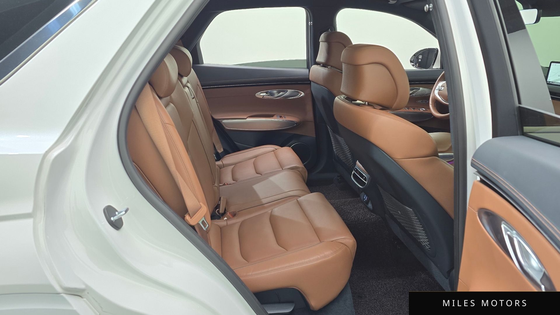 Genesis GV70 2023 — миниатюра 11