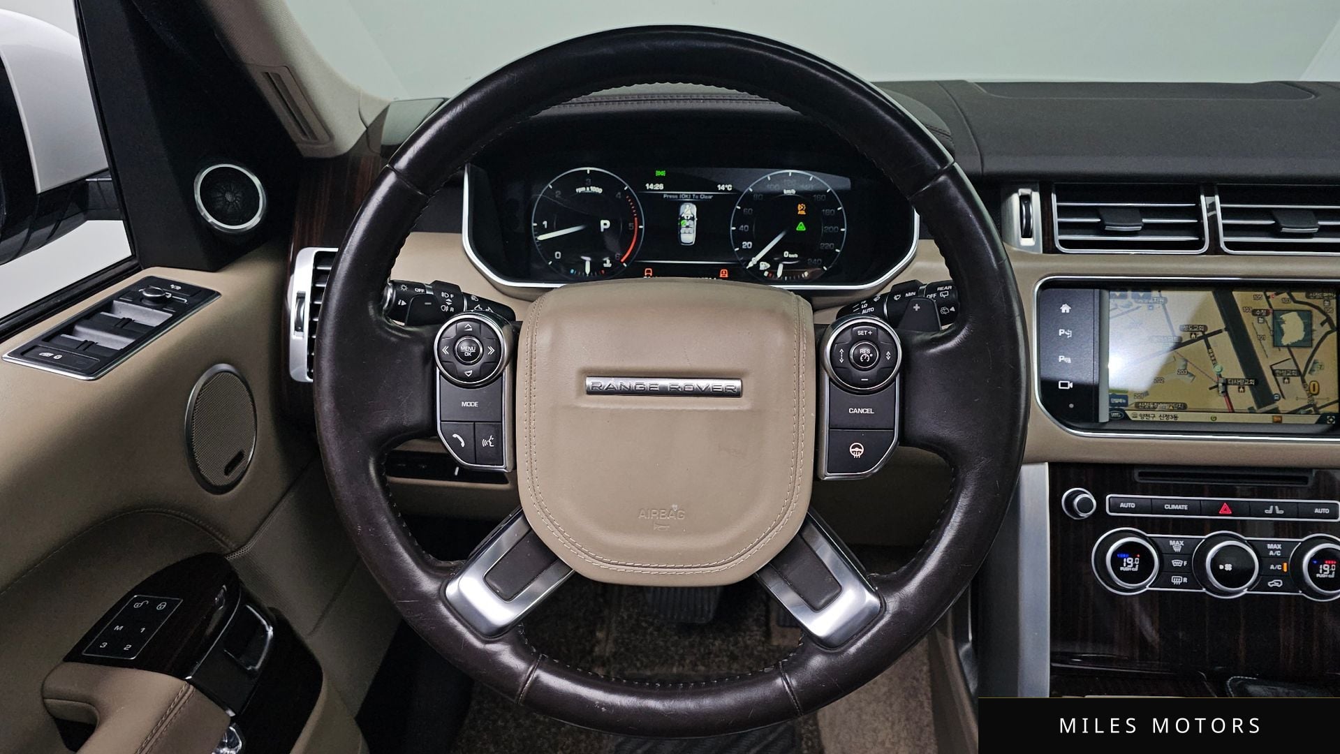 Land Rover Range Rover 2016 — миниатюра 14