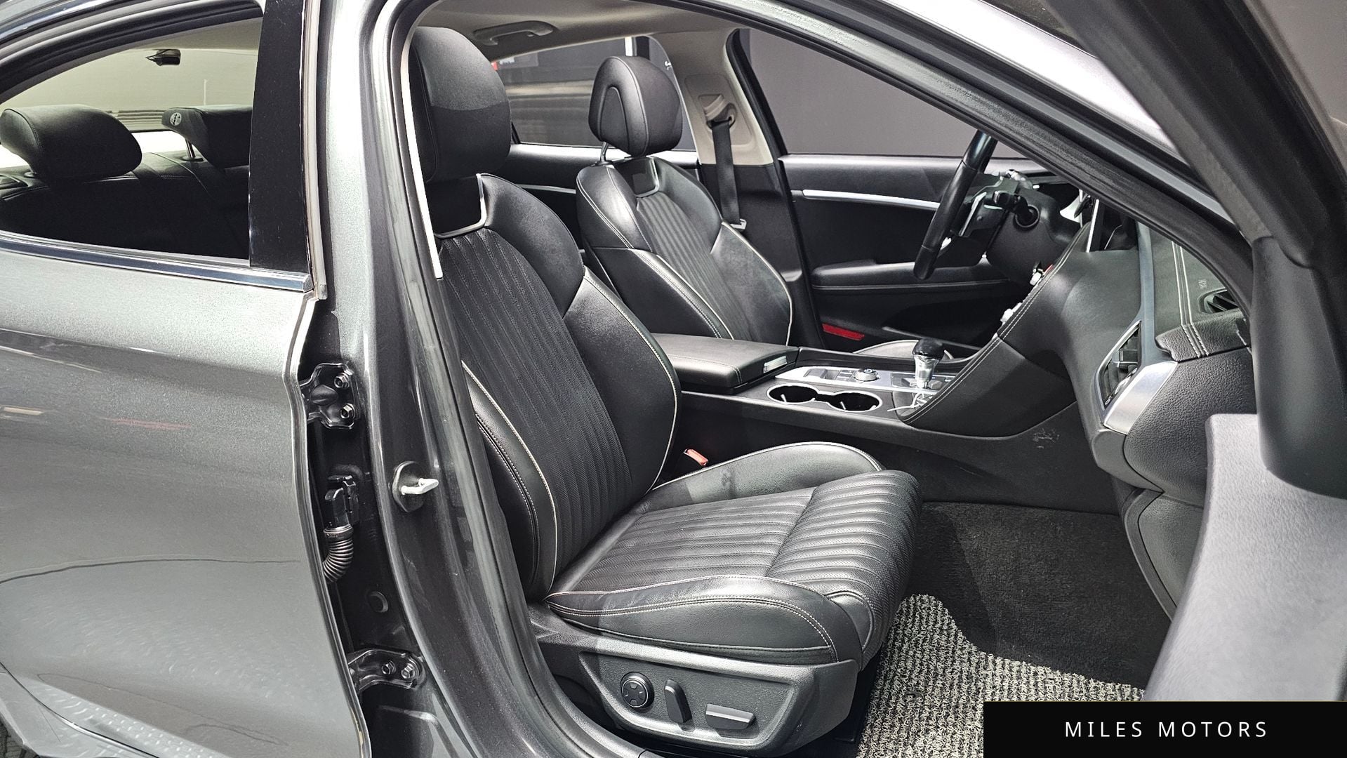 Genesis G70 2020 — миниатюра 11