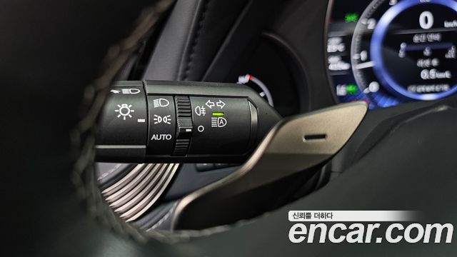 Лексус LS500 2023 — миниатюра 34