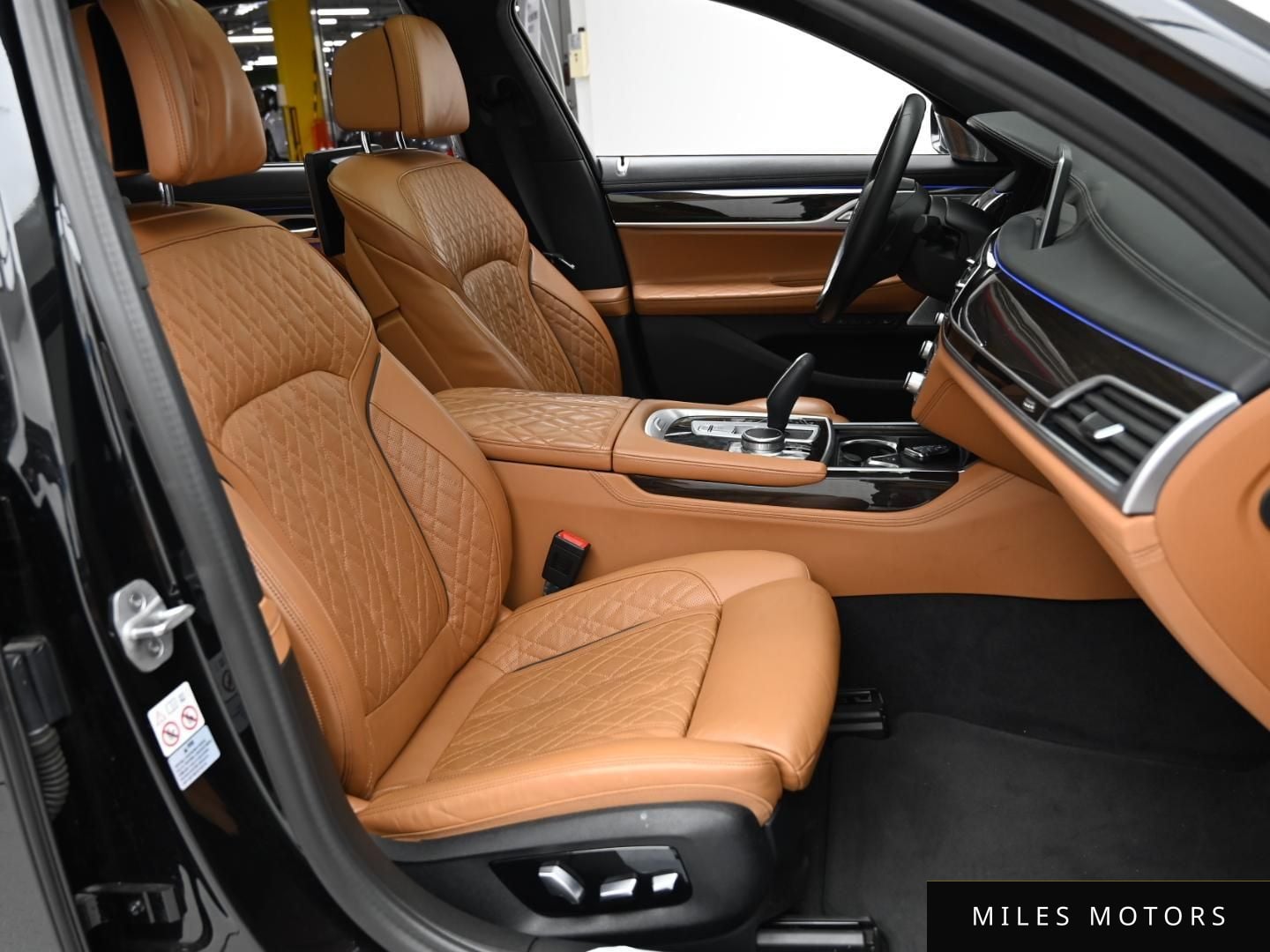 BMW 7 Series (G11) 2022 — миниатюра 12