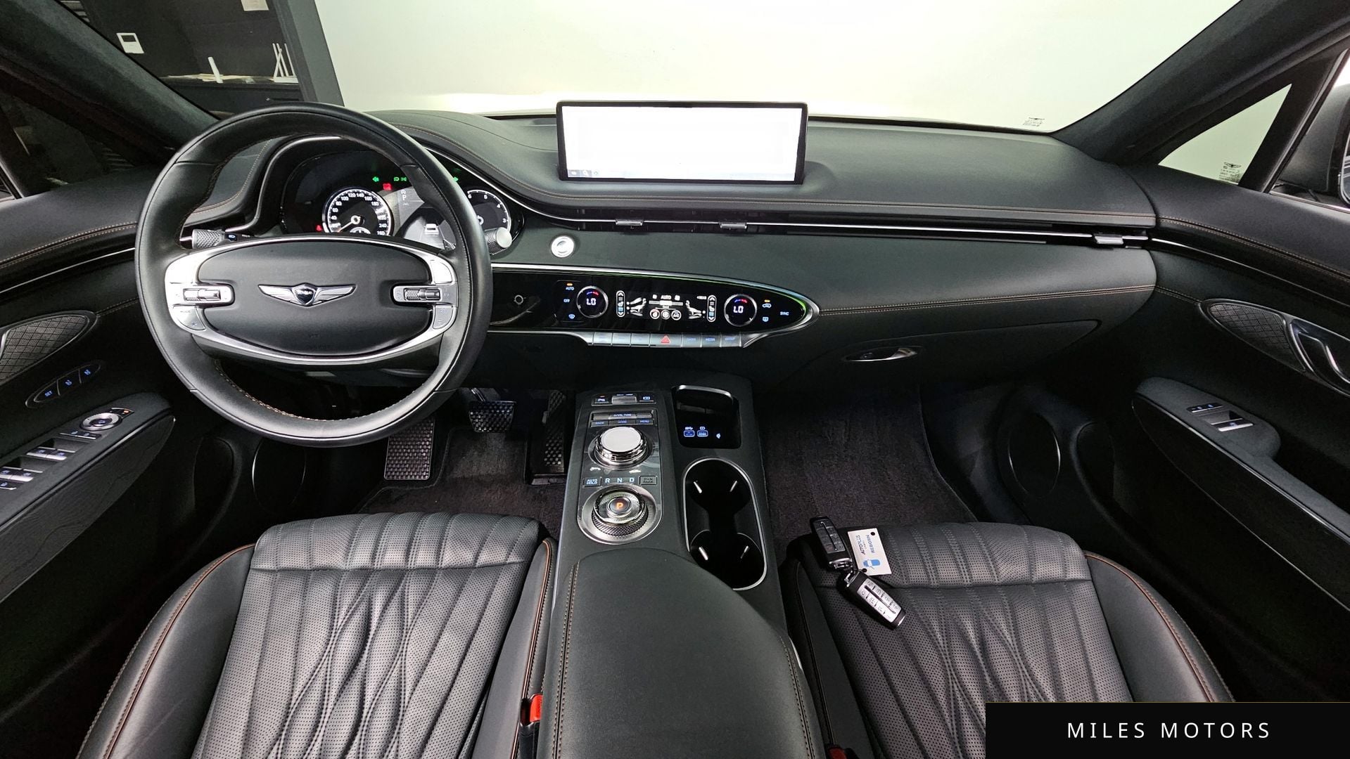 Genesis GV70 2023 — миниатюра 9