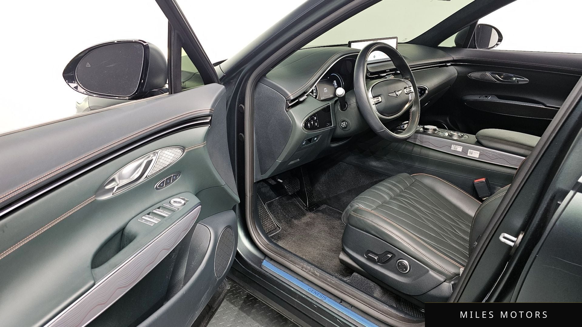 Genesis GV70 2023 — миниатюра 12
