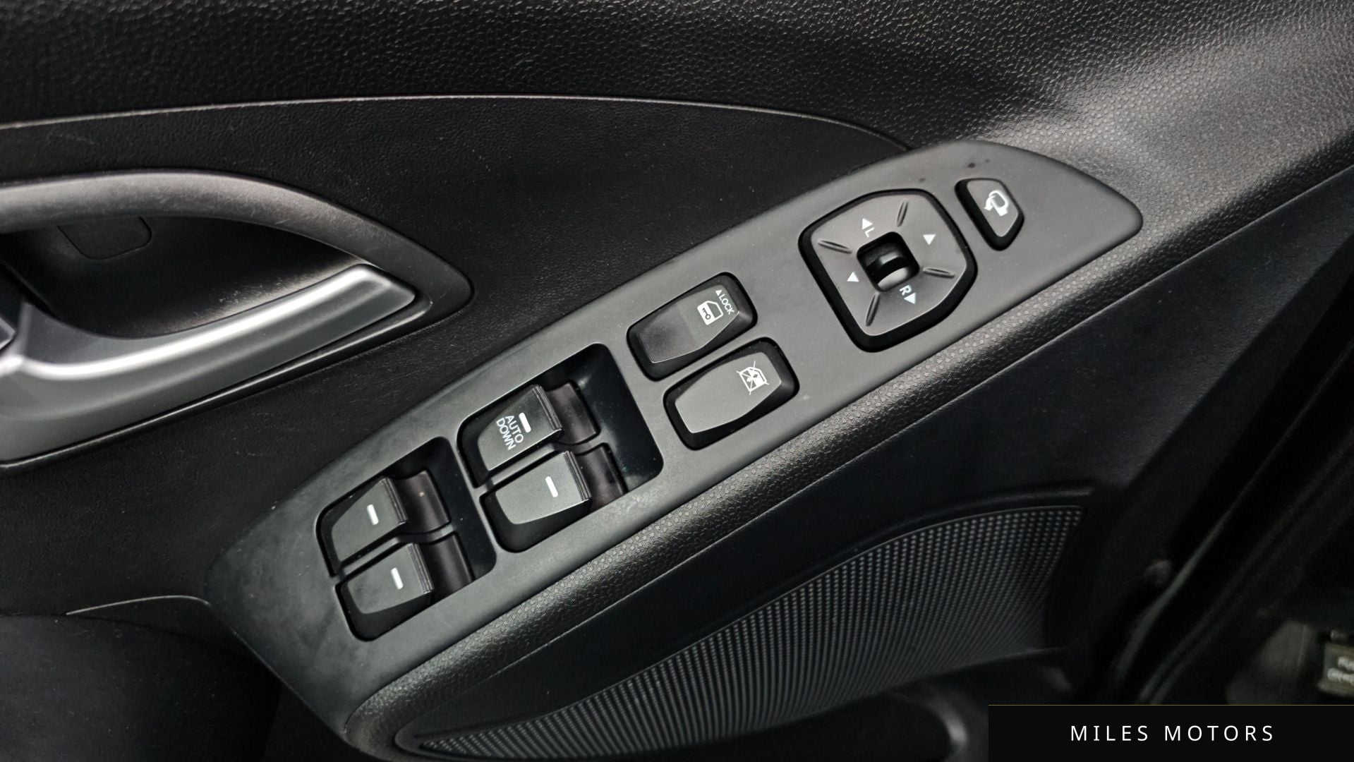 Hyundai Tucson 2015 — миниатюра 24