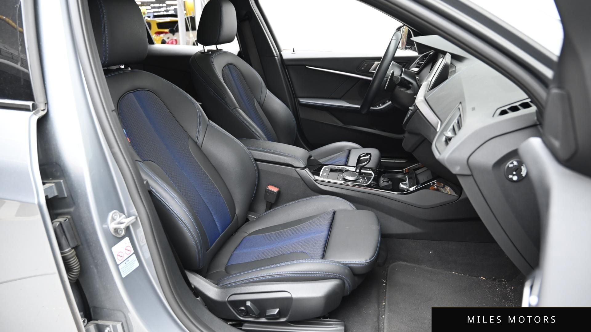 BMW 1 Series (F40) 2023 — миниатюра 10