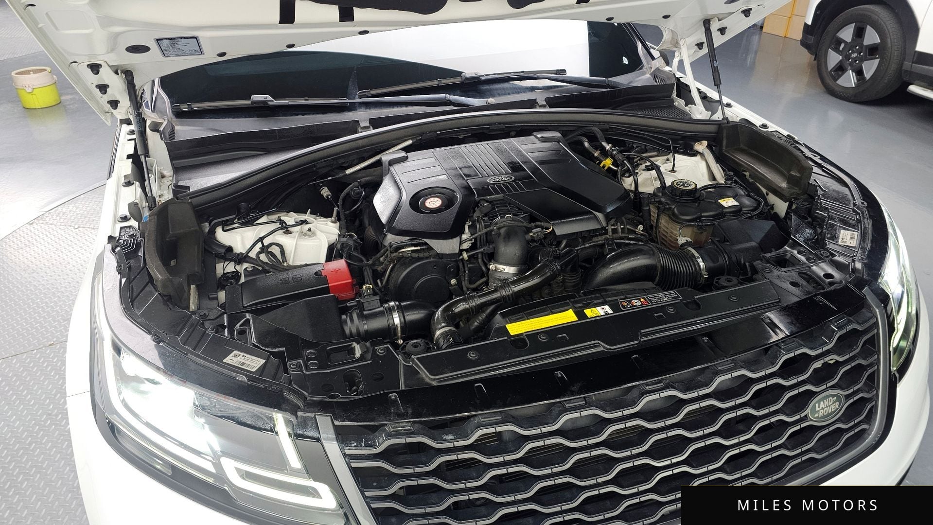 Land Rover Range Rover Velar 2018 — миниатюра 6