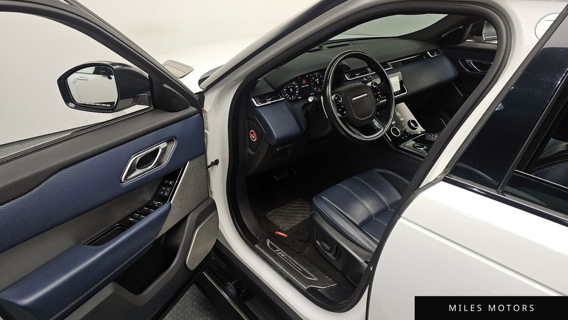 Land Rover Range Rover Velar 2018 — миниатюра 11