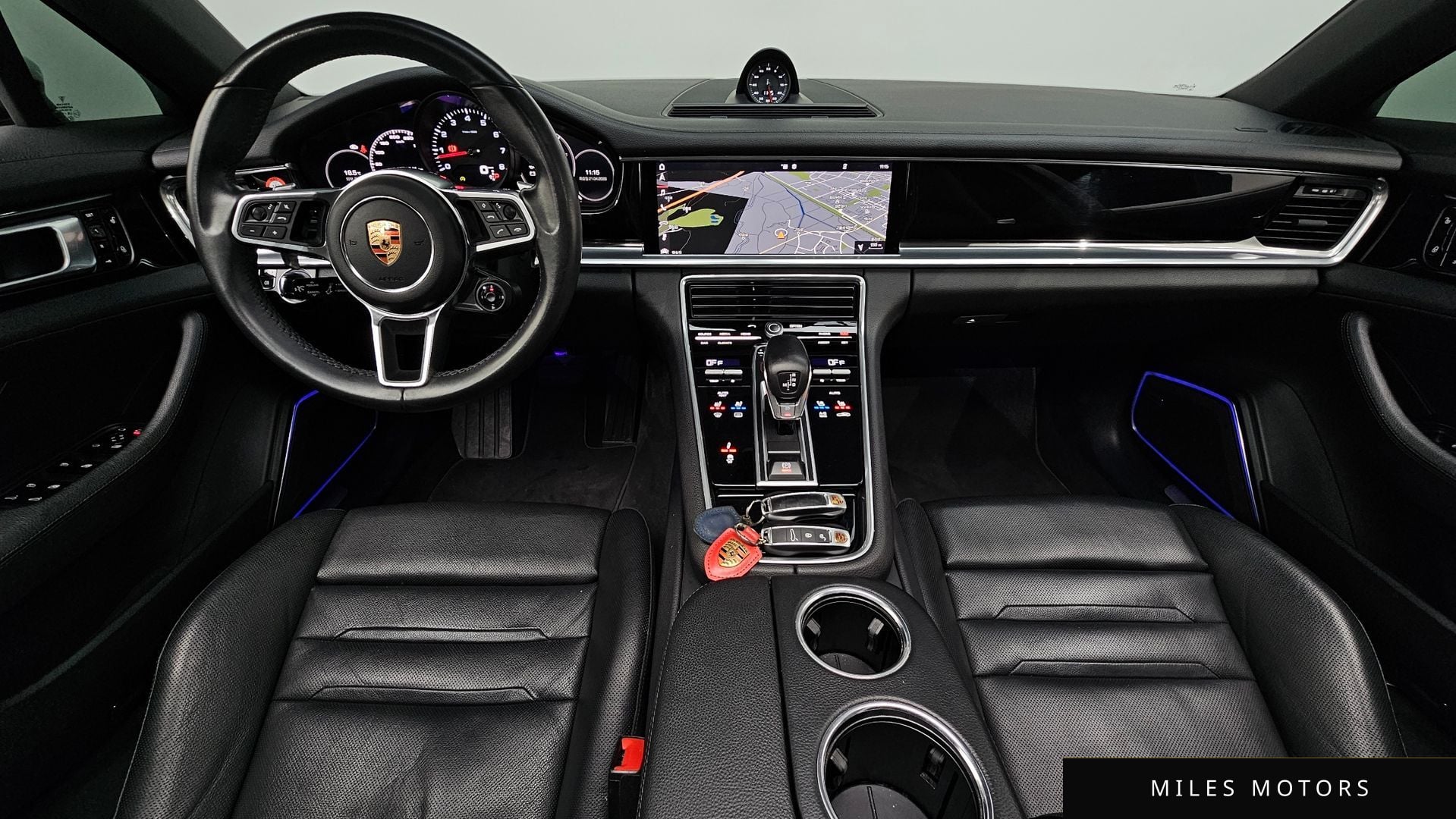 Porsche Panamera 2018 — миниатюра 9
