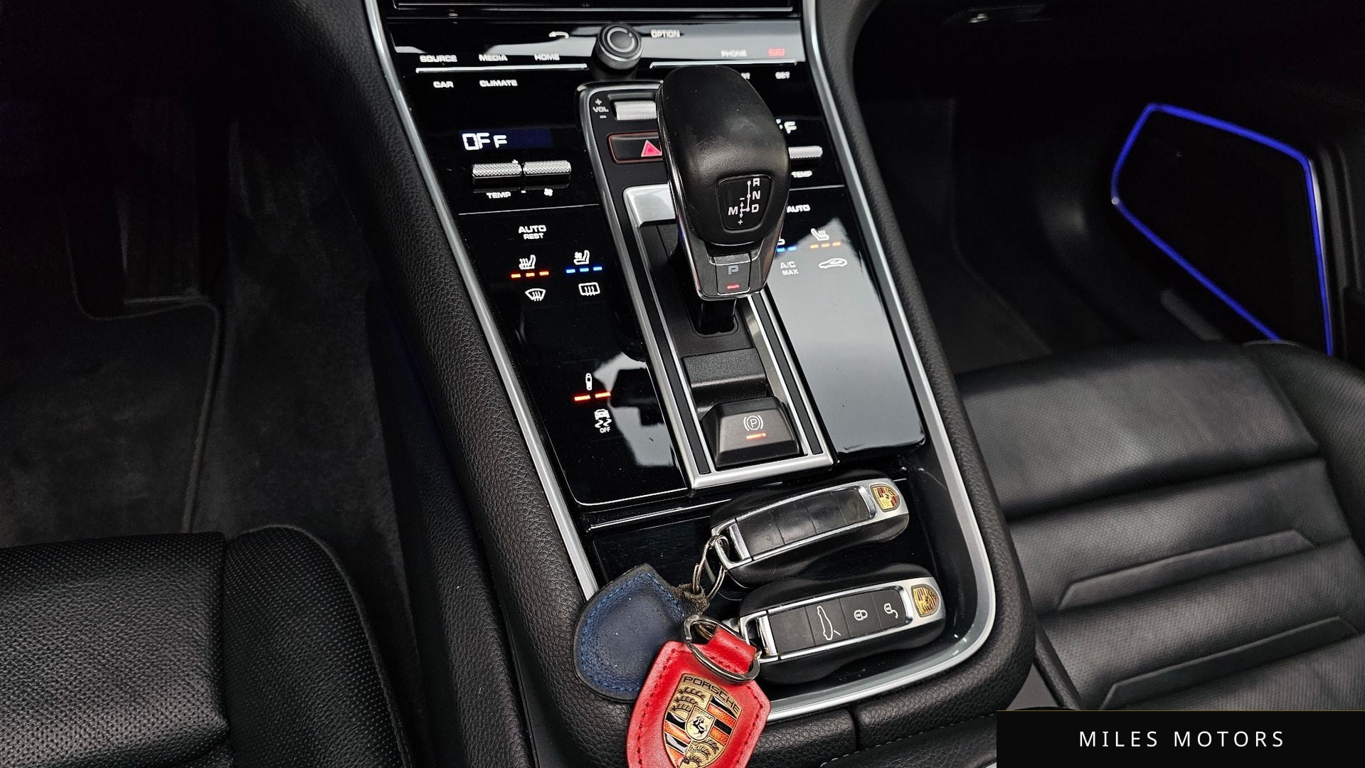Porsche Panamera 2018 — миниатюра 11