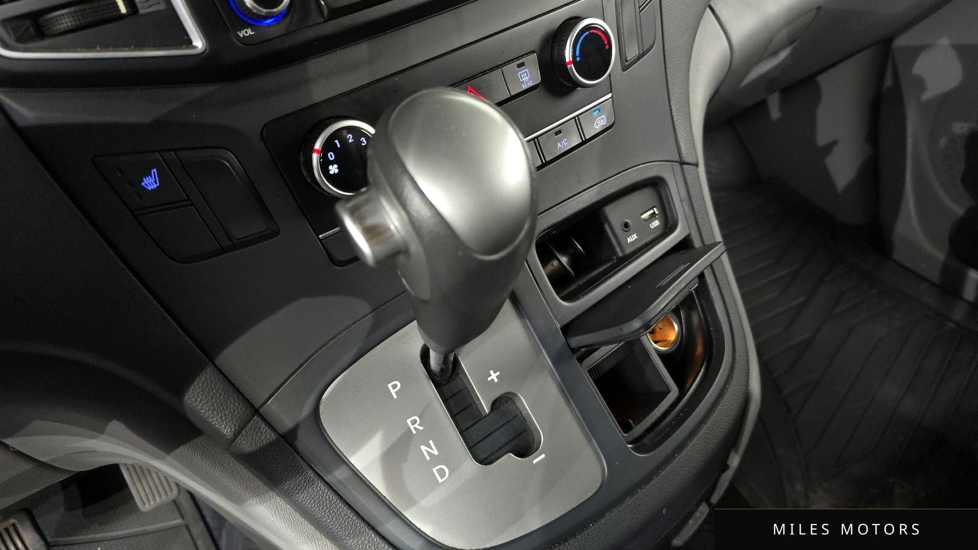 Hyundai Starex 2017 — миниатюра 12