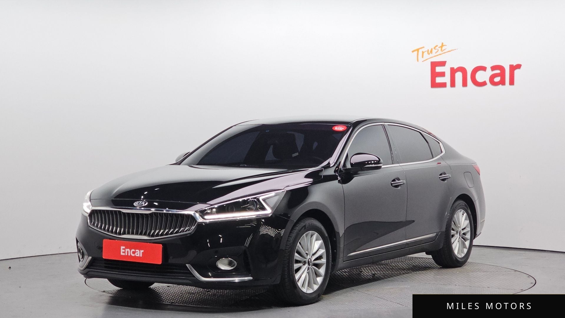 Kia K7 2016 — фото 1 из 12