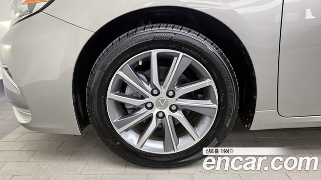 Лексус ES300h 2016 — миниатюра 5