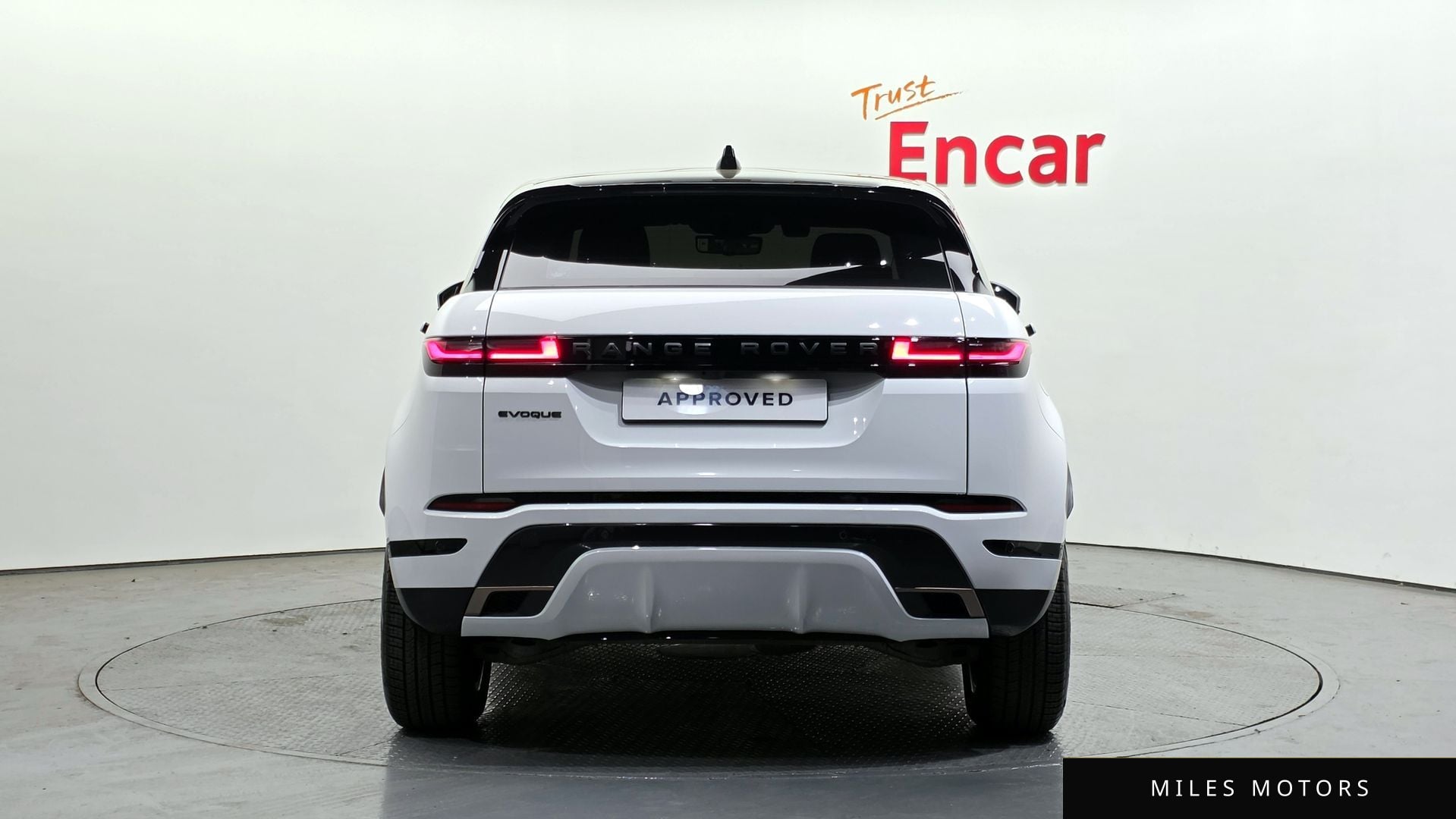Land Rover Range Rover Evoque 2025 — миниатюра 7