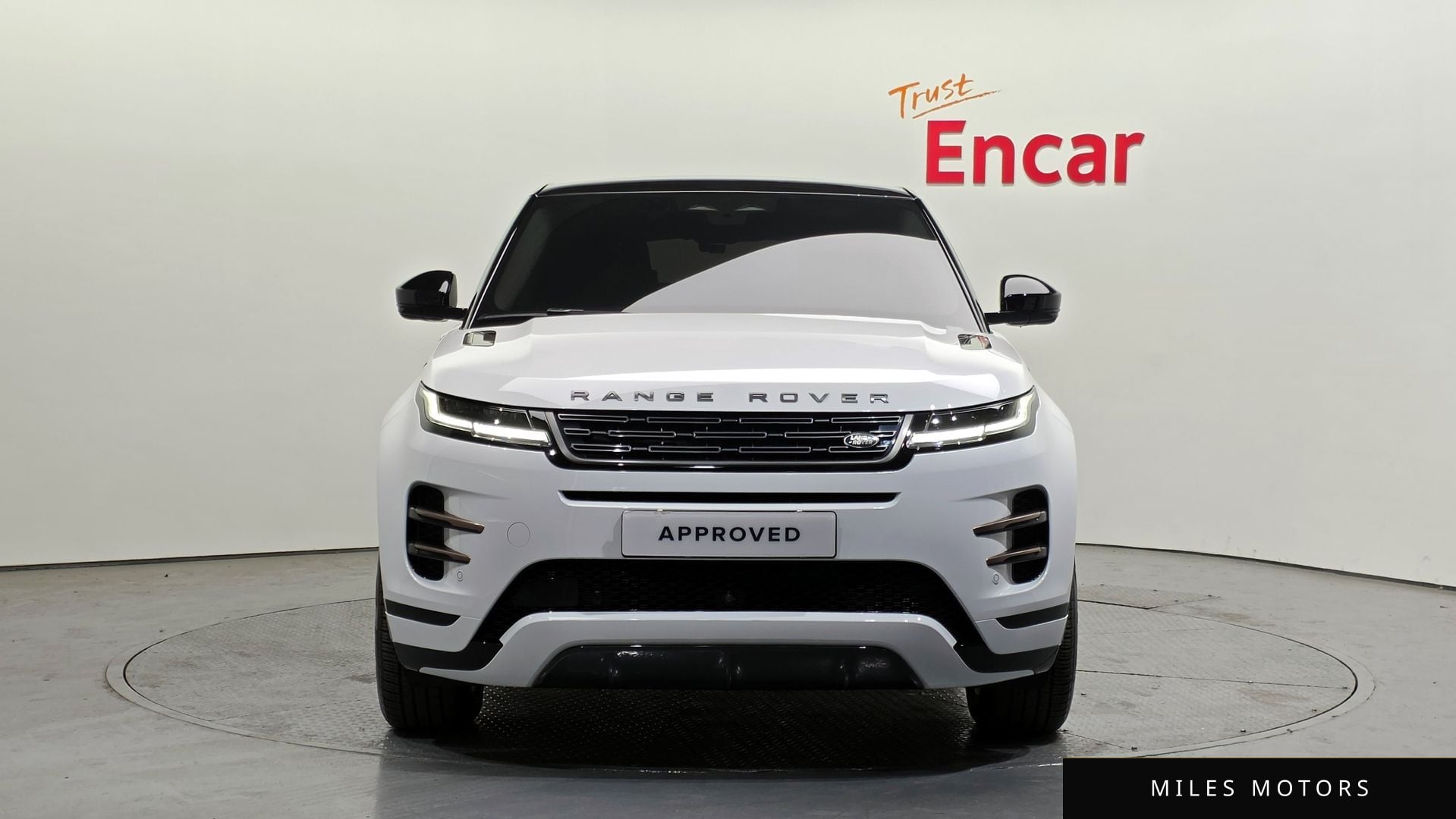 Land Rover Range Rover Evoque 2025 — миниатюра 8