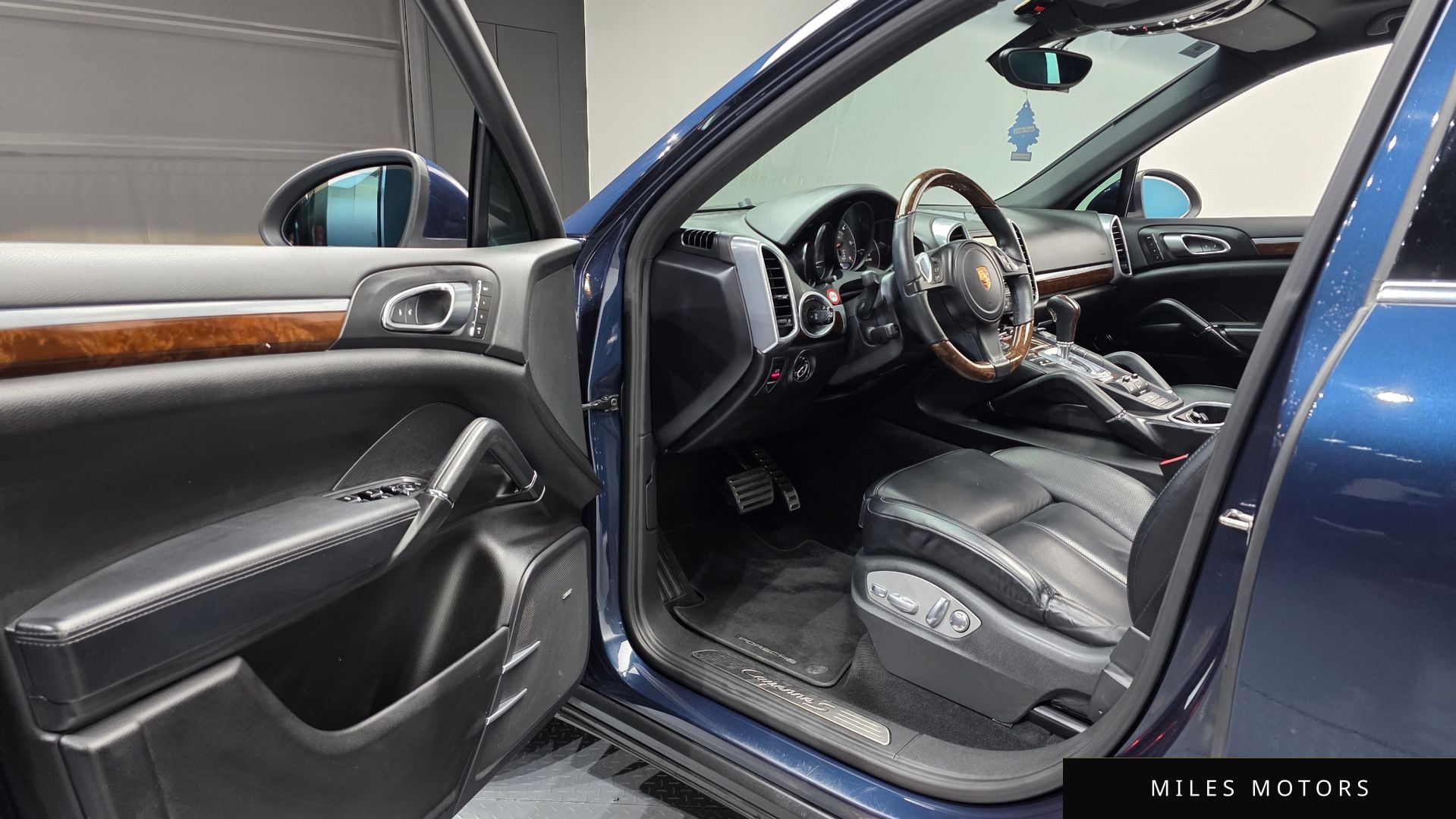Porsche 카이엔 2014 — миниатюра 10