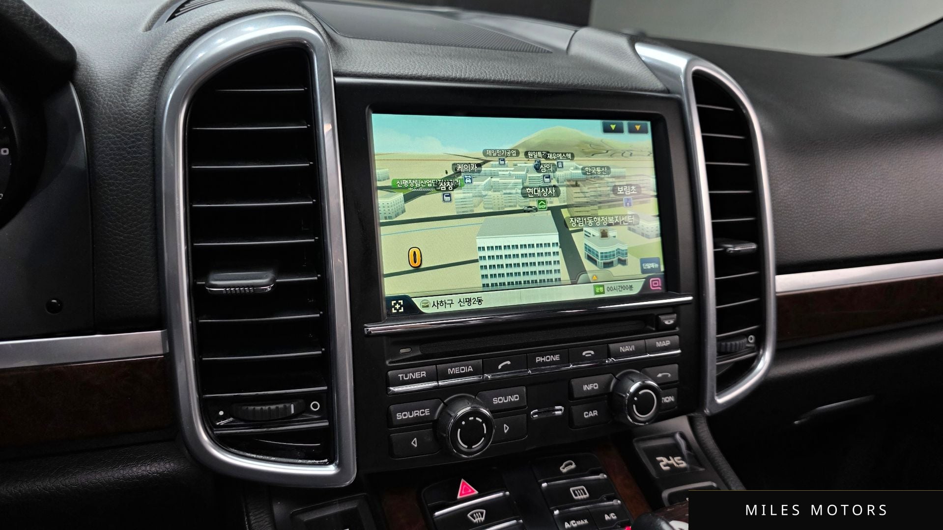 Porsche 카이엔 2014 — миниатюра 14