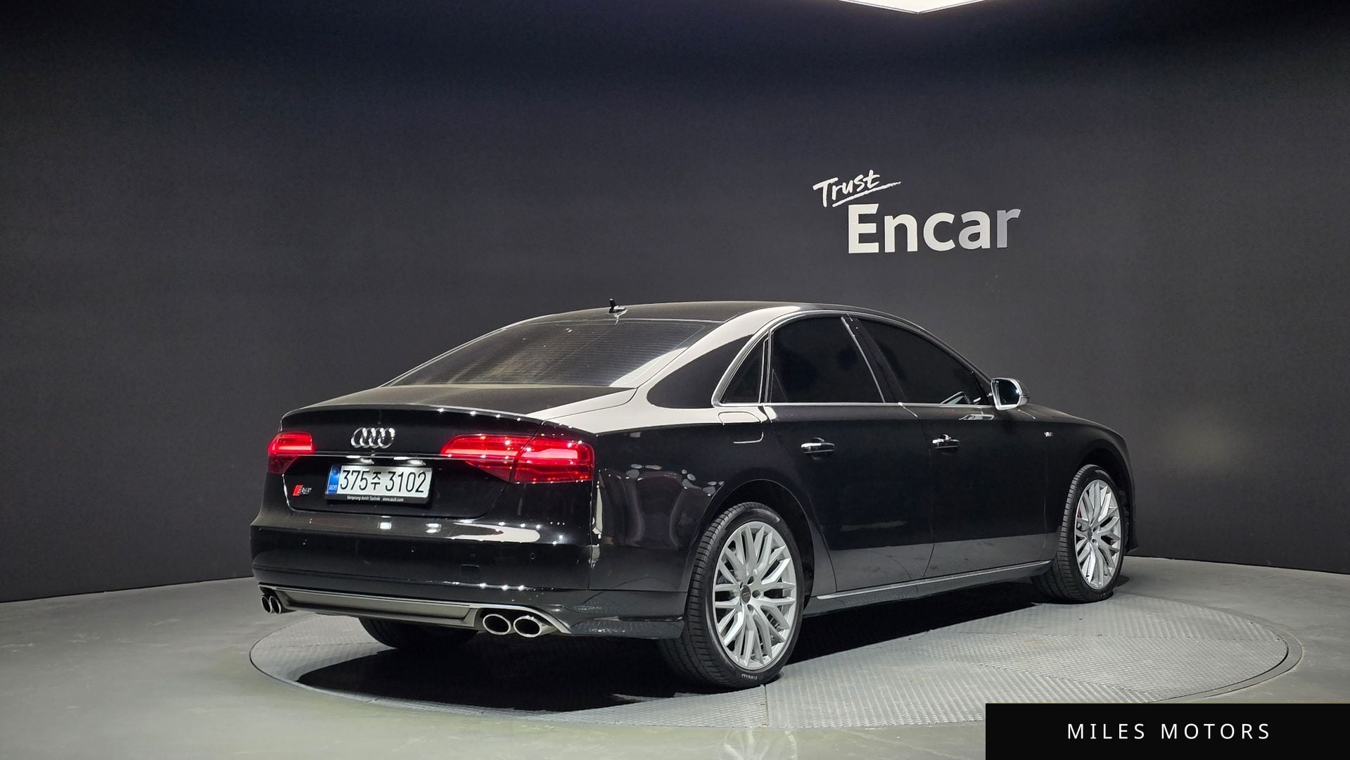 Audi A8 2015 — миниатюра 2