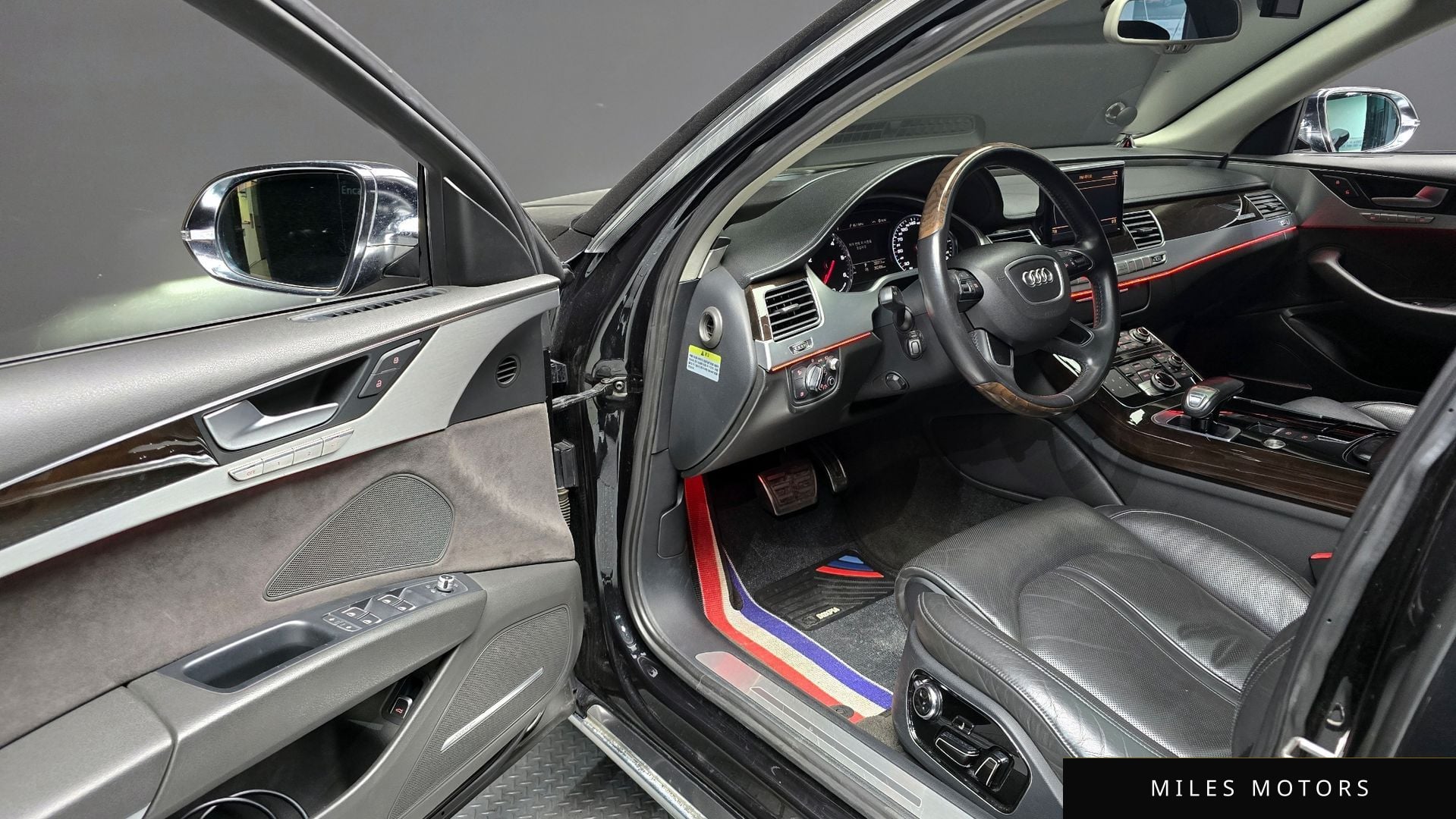 Audi A8 2015 — миниатюра 10