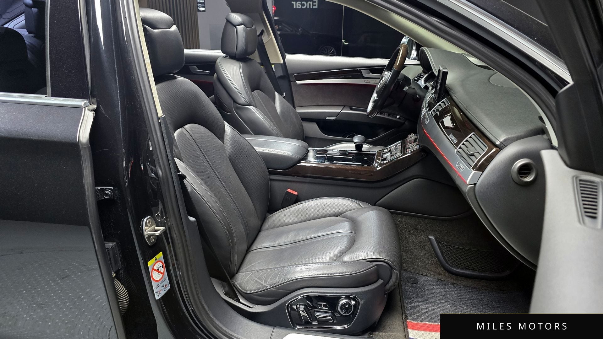 Audi A8 2015 — миниатюра 12