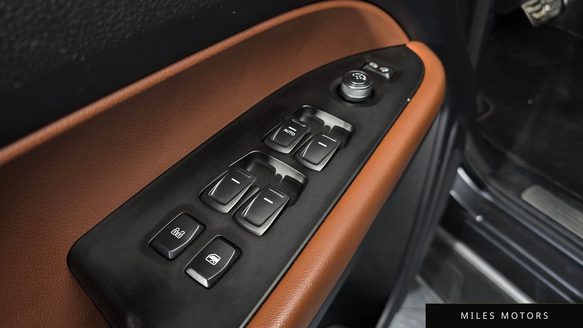 KG Mobility Rexton 2019 — миниатюра 23