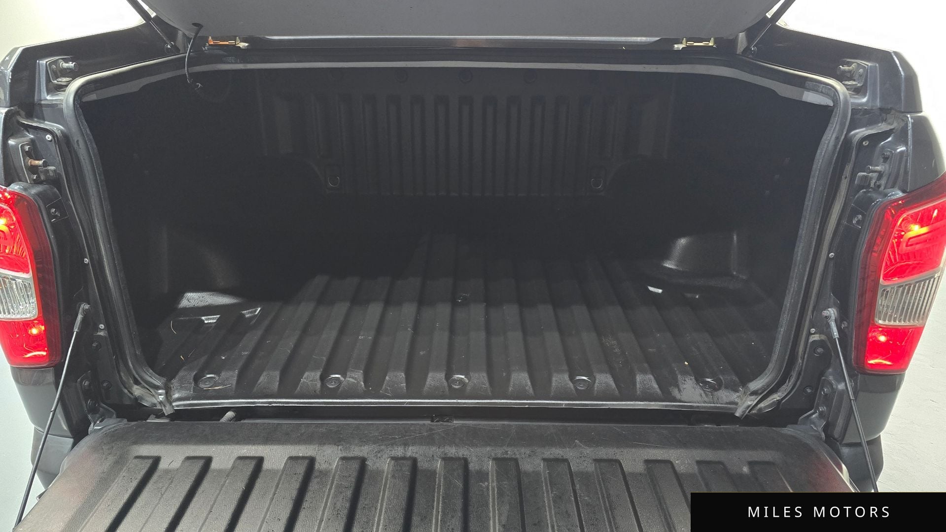 KG Mobility Rexton 2019 — миниатюра 26