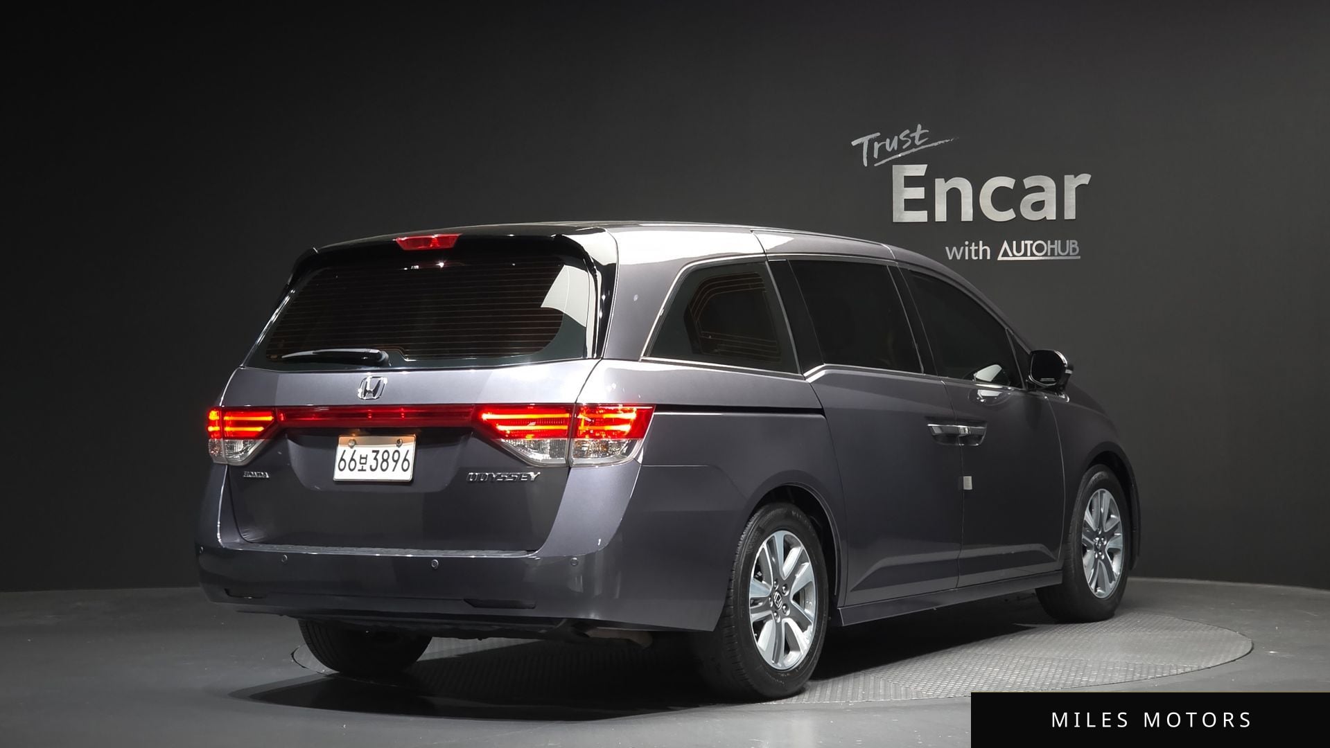 Honda Odyssey 2015 — миниатюра 2