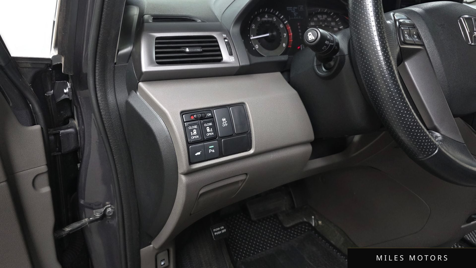 Honda Odyssey 2015 — миниатюра 12