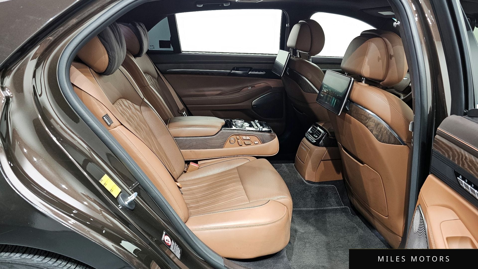 Genesis G90 2019 — миниатюра 12