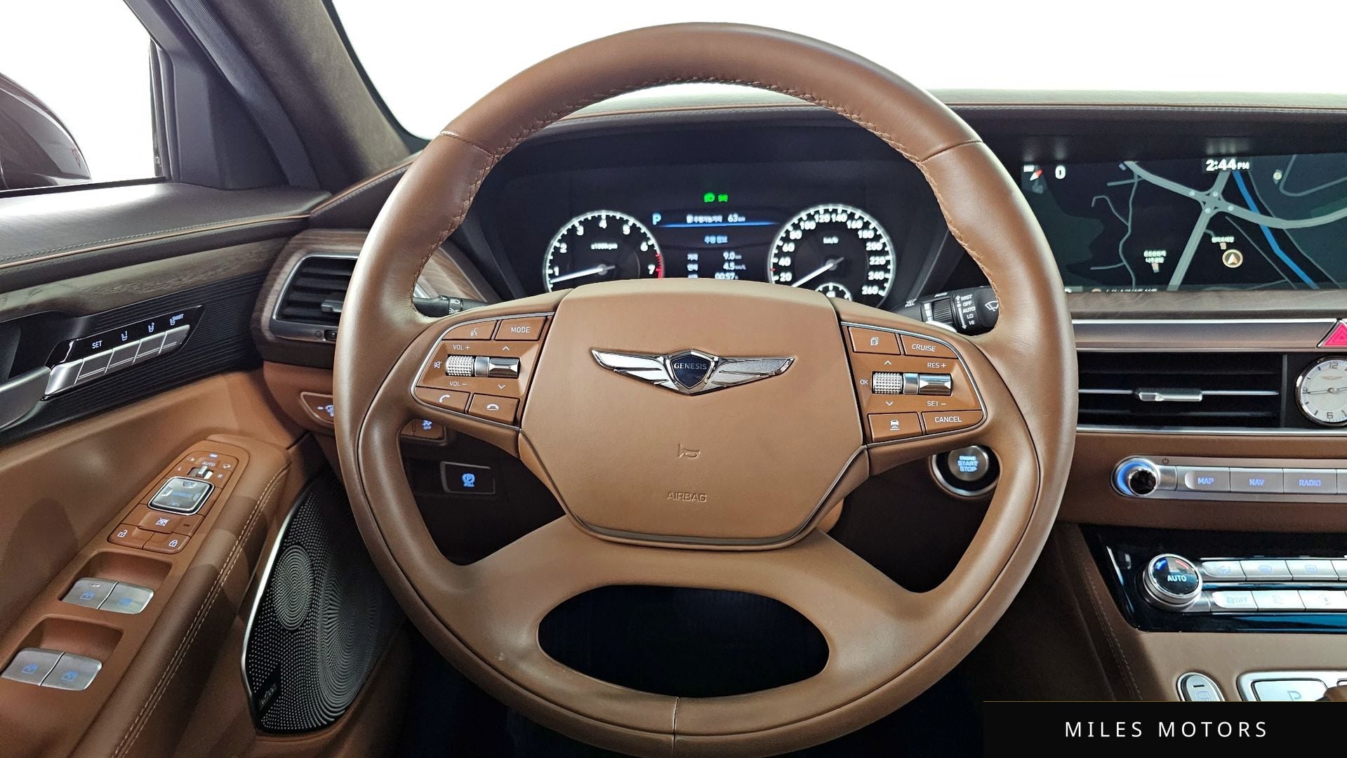 Genesis G90 2019 — миниатюра 13