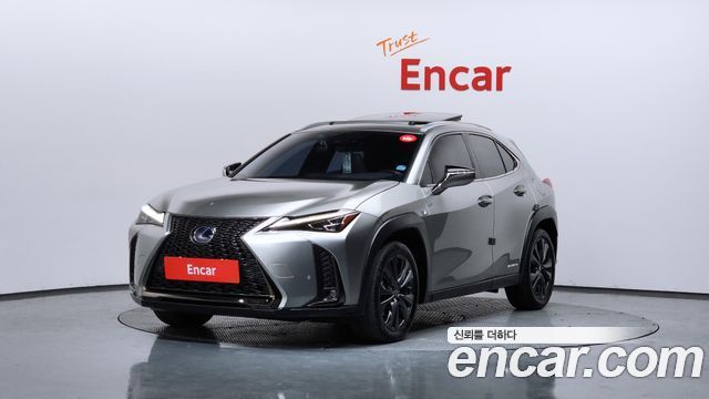 Лексус UX250h 2021 — миниатюра 18