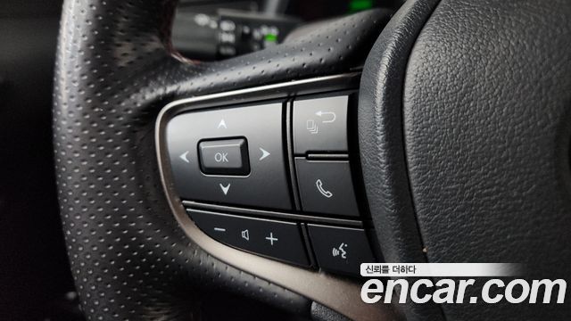 Лексус UX250h 2021 — миниатюра 38