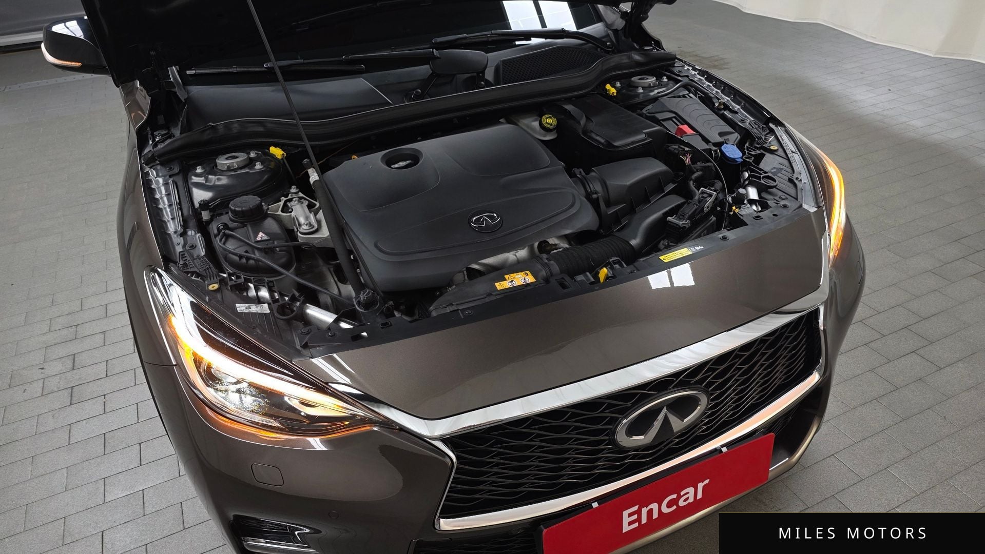 Infiniti Q30 2017 — миниатюра 6