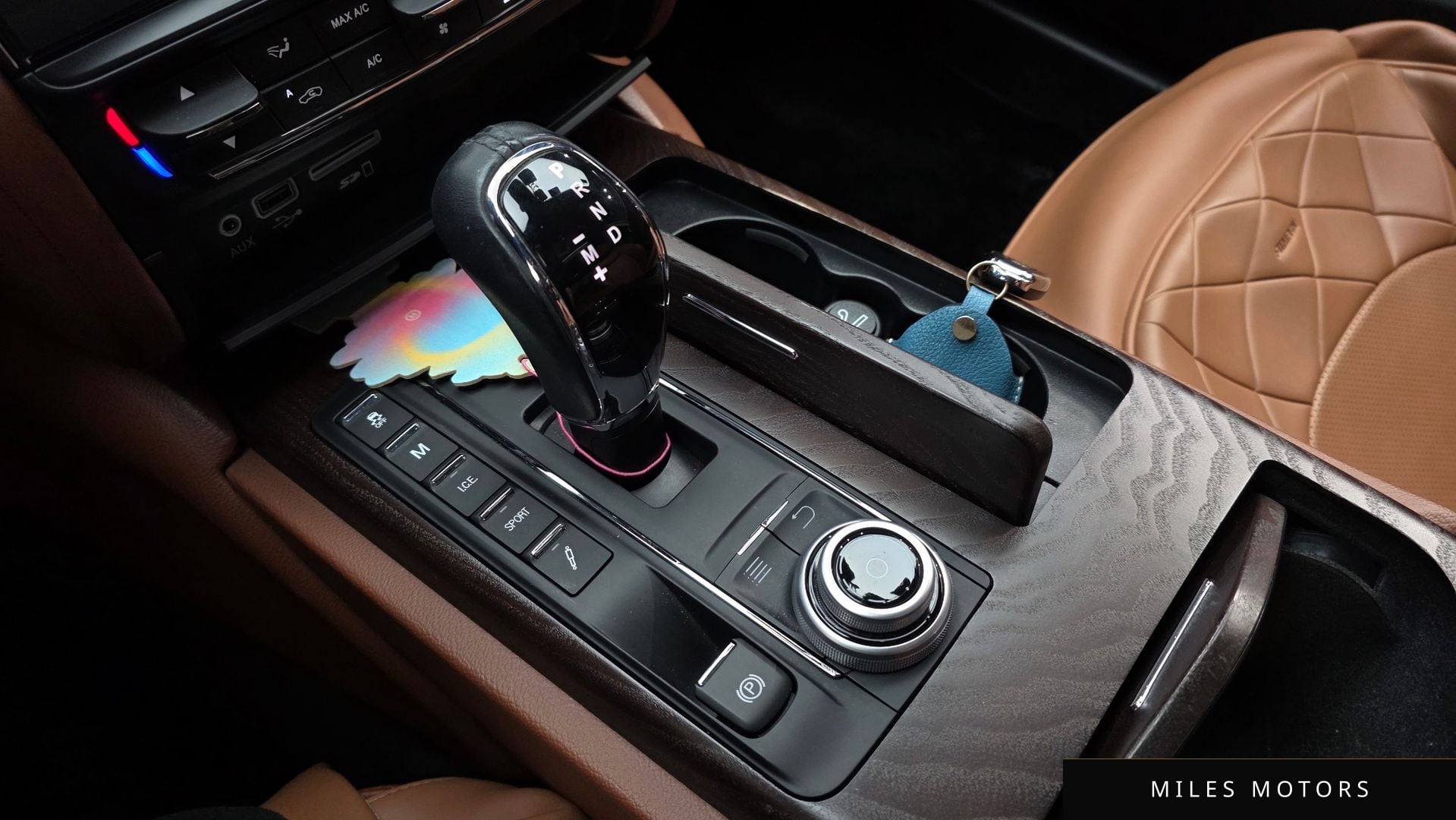 Maserati Quattroporte 2017 — миниатюра 9