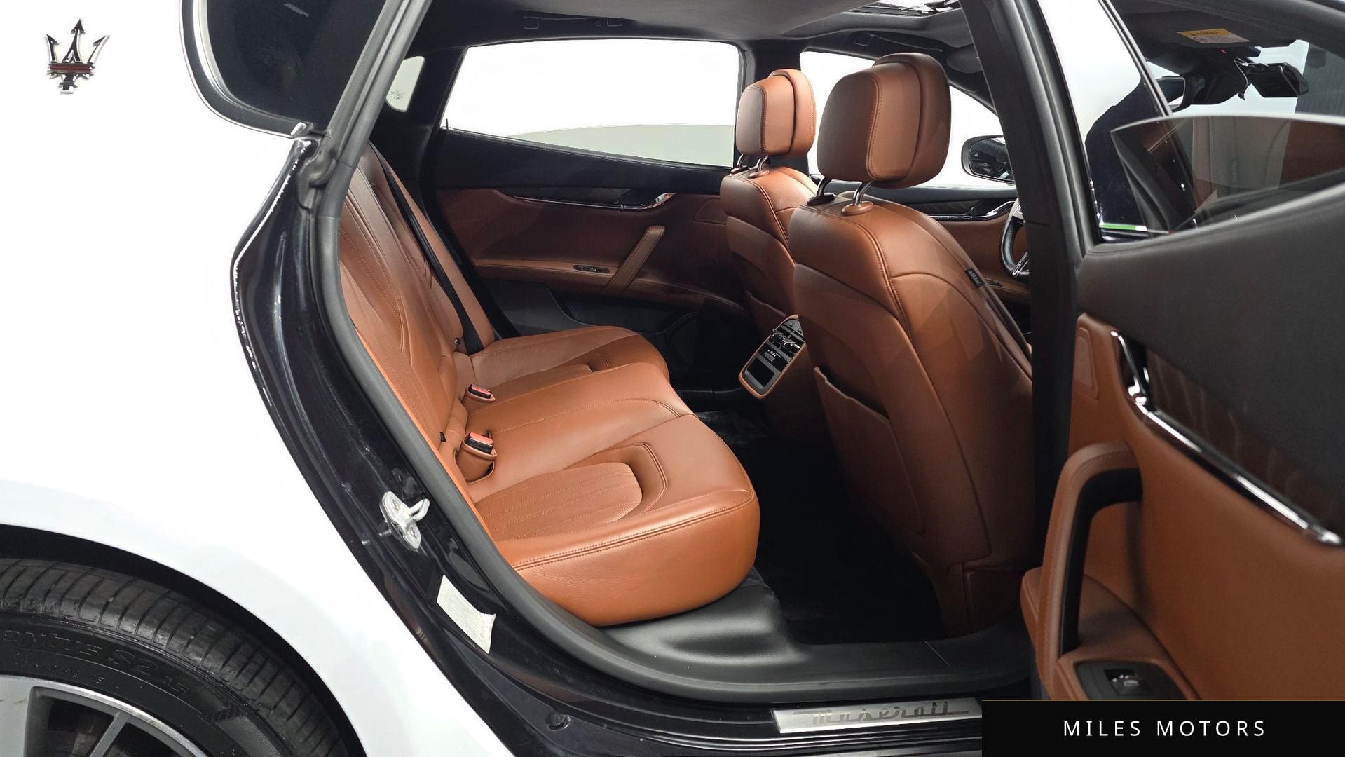 Maserati Quattroporte 2017 — миниатюра 12