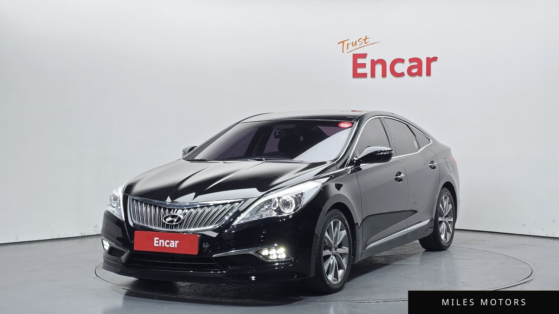 Hyundai Grandeur 2016 — фото 1 из 12