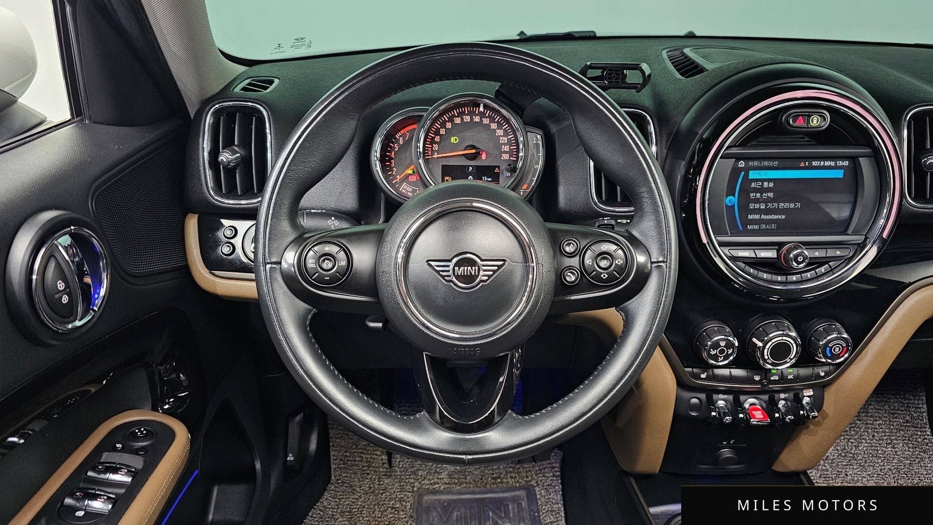 MINI 쿠퍼 컨트리맨 2020 — миниатюра 20