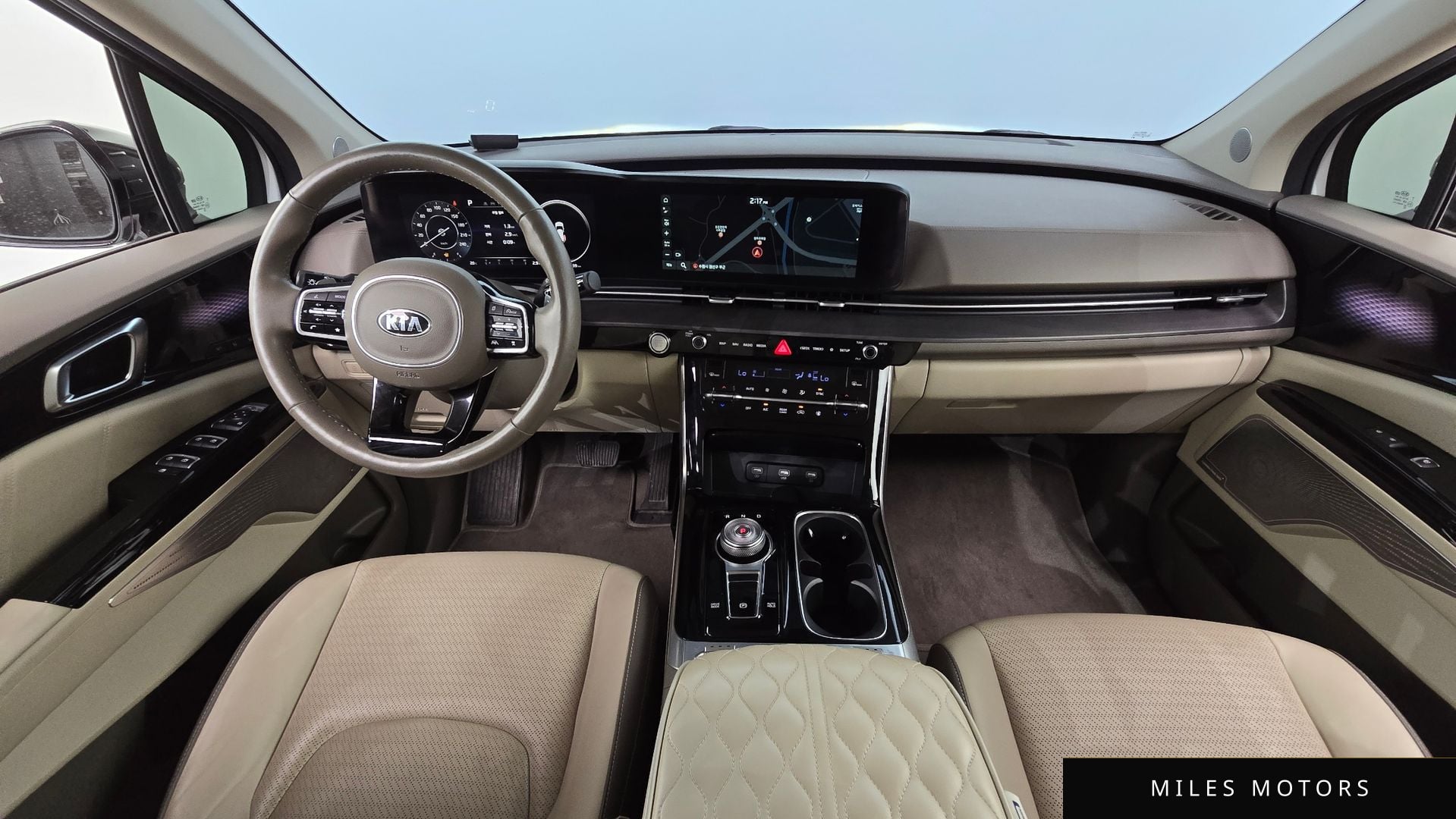 Kia Carnival 2021 — миниатюра 10