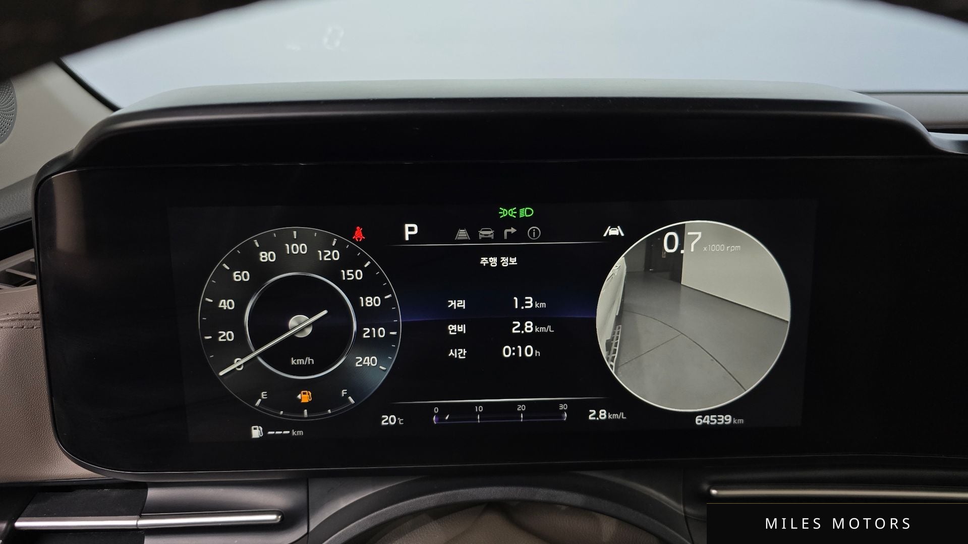 Kia Carnival 2021 — миниатюра 11