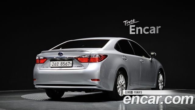 Лексус ES300h 2014 — миниатюра 2