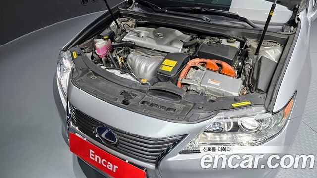 Лексус ES300h 2014 — миниатюра 6