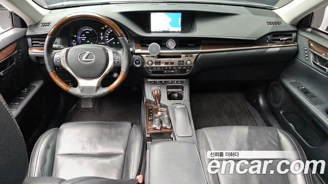 Лексус ES300h 2014 — миниатюра 7