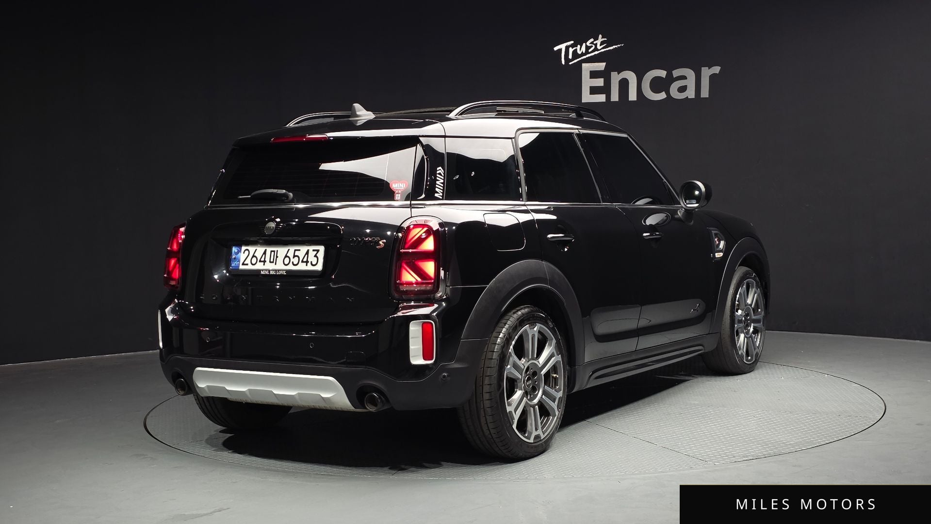 MINI 쿠퍼 S 컨트리맨 2023 — миниатюра 2