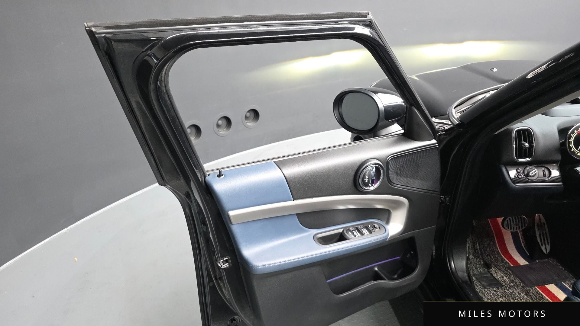 MINI 쿠퍼 S 컨트리맨 2023 — миниатюра 14