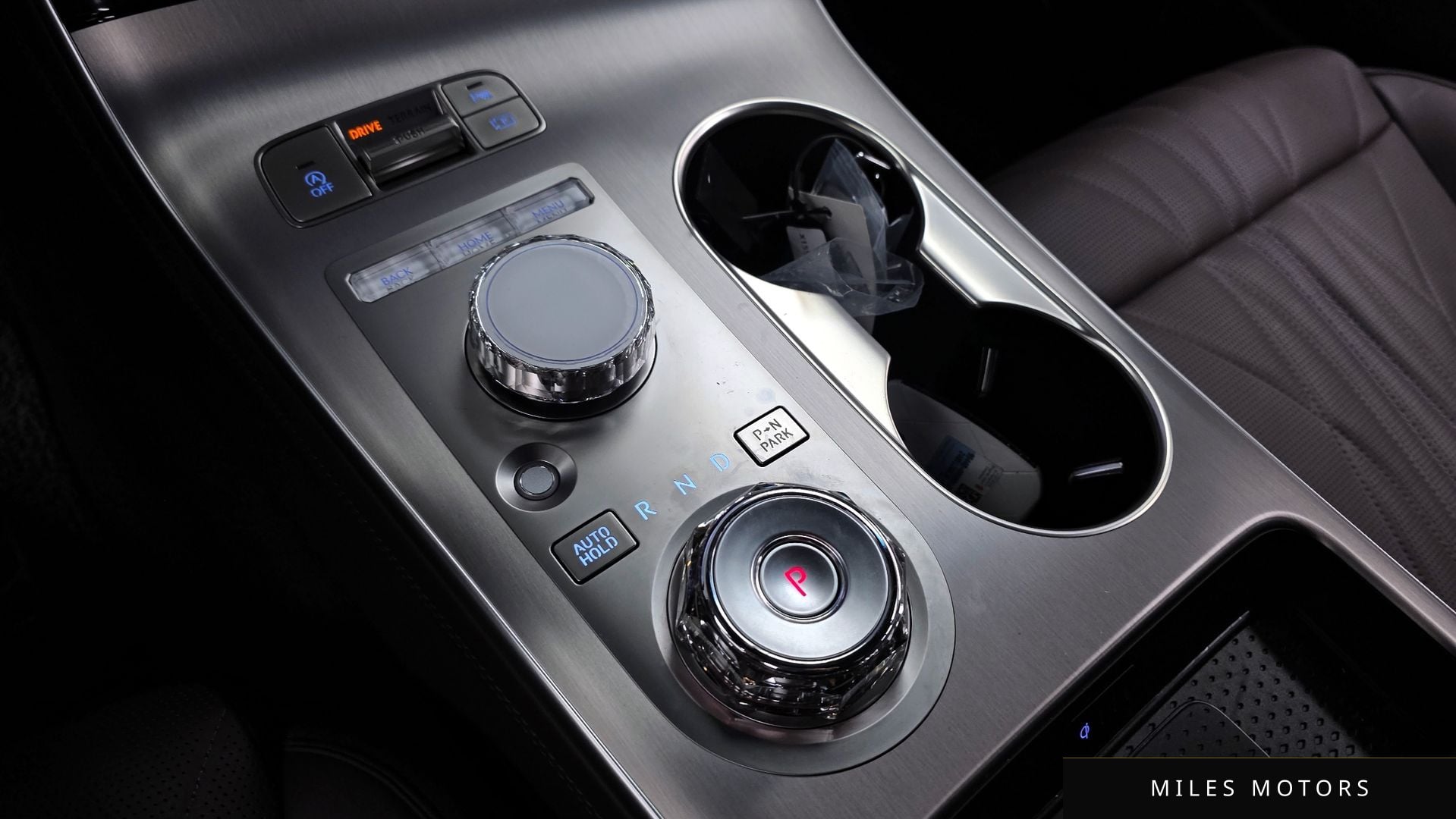 Genesis GV70 2025 — миниатюра 12
