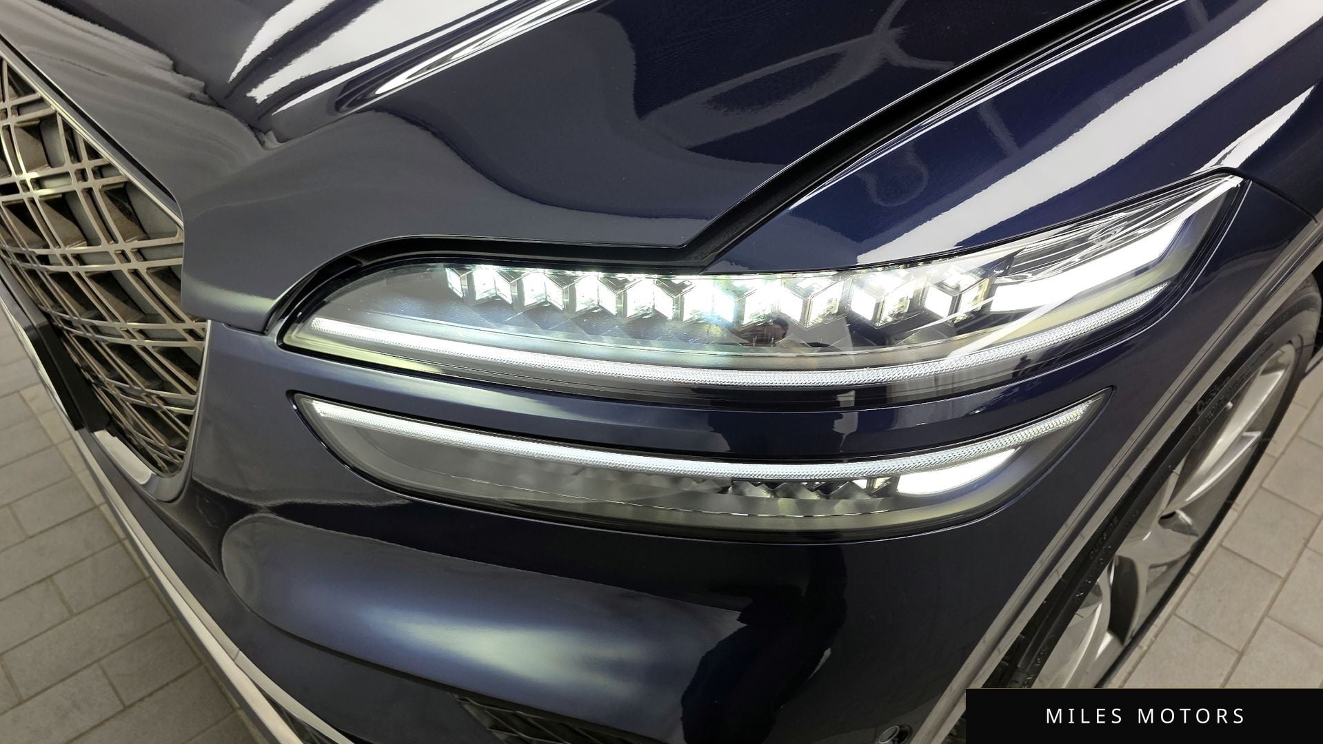 Genesis GV70 2025 — миниатюра 8