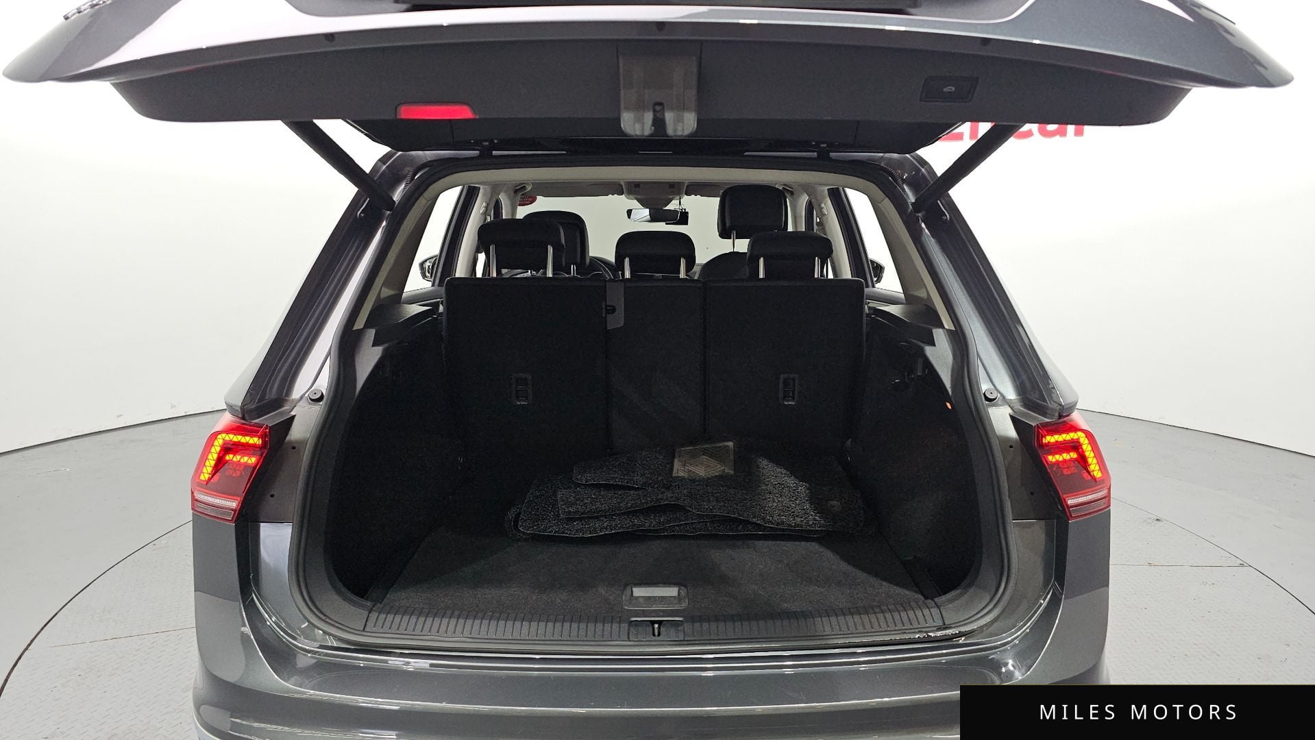 Volkswagen Tiguan 2020 — миниатюра 20